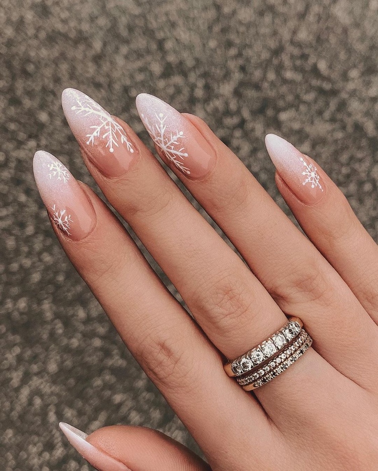 Sheer Gradient Stiletto with Hand-Painted Snowflakes Sheer Gradient Stiletto with Hand-Painted Snowflakes — Snowflake Nails