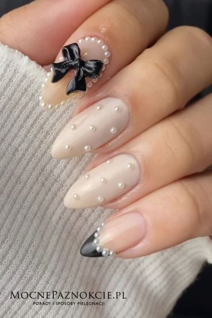 Beige with Black 3D Bow and Pearls Beige with Black 3D Bow and Pearls — Winter Bow Nails