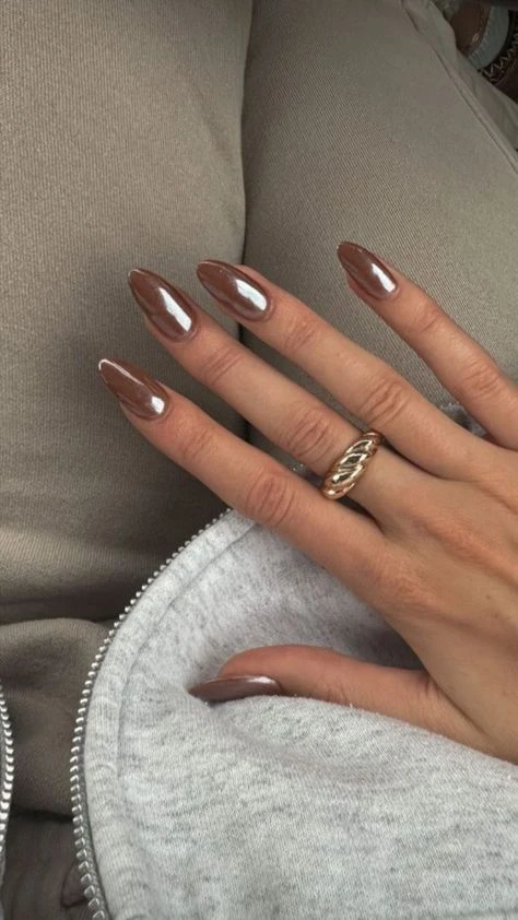 Short Rounded Square Medium Taupe Gloss Short Rounded Square Medium Taupe Gloss — Mocha Nails