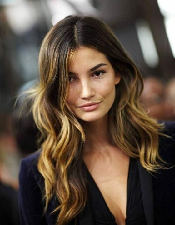 Long Layered Cut with Curtain Bangs and Highlights Long Layered Cut with Curtain Bangs and Highlights — Winter Haircuts for Round Faces