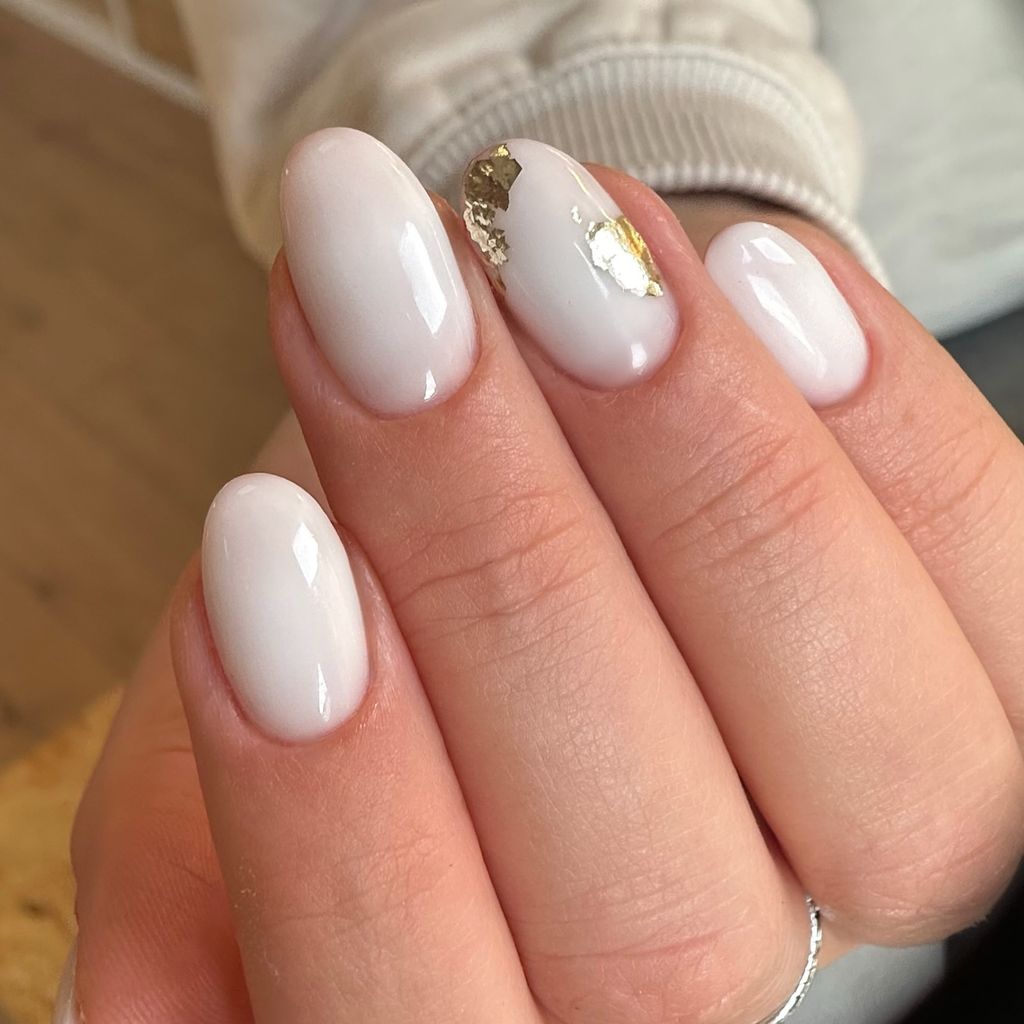 Visual Idea Visual Idea — Milky White Nails
