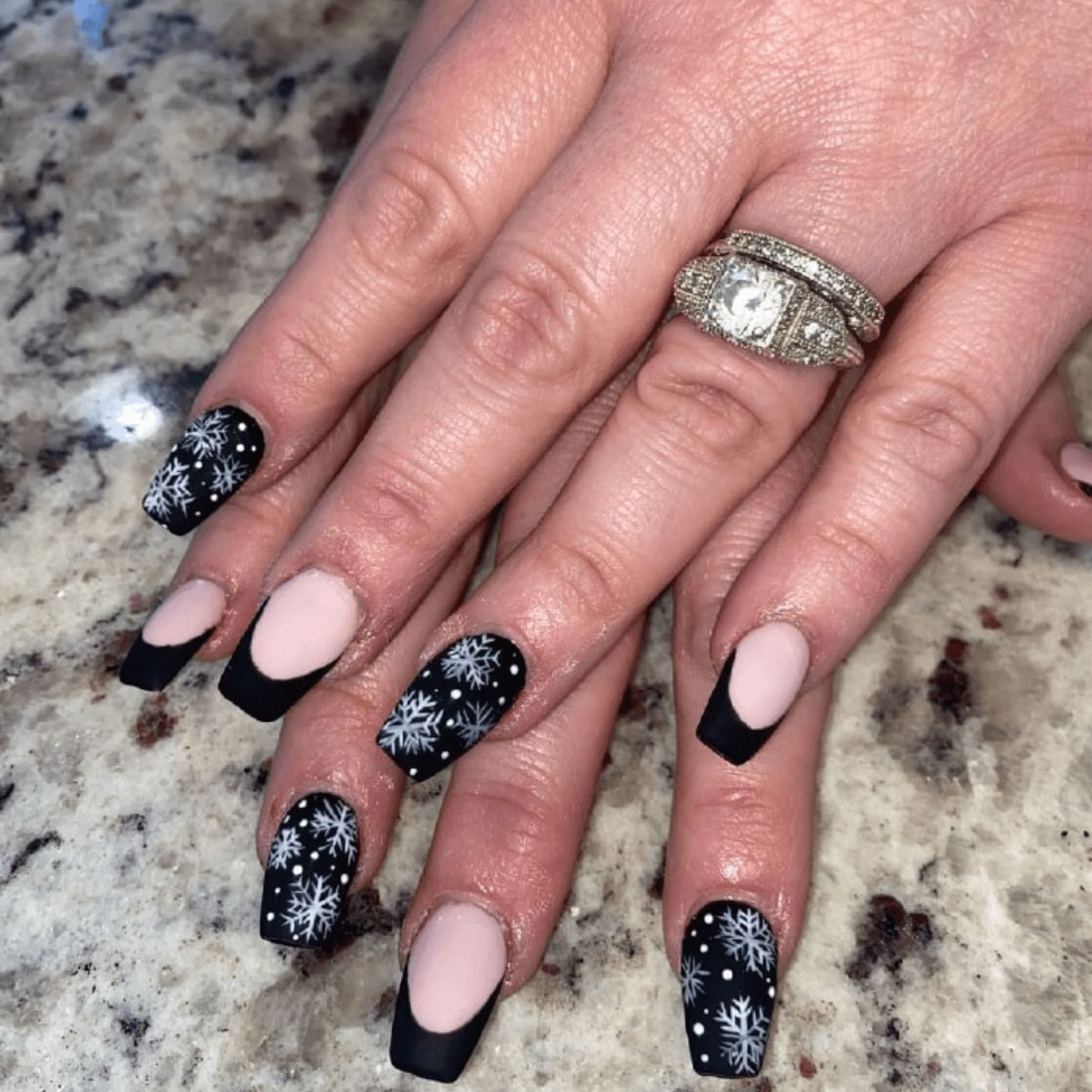 Glossy And Matte Visual Idea Glossy And Matte Visual Idea — Christmas Nails for Kids 2026
