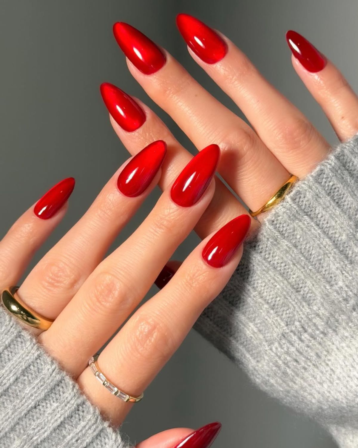 Luminous Jelly Cherry Red Almond Nails Luminous Jelly Cherry Red Almond Nails — Cherry Red Nails