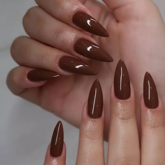 Winter Everyday Visual Idea Winter Everyday Visual Idea — Old Money Winter Nails