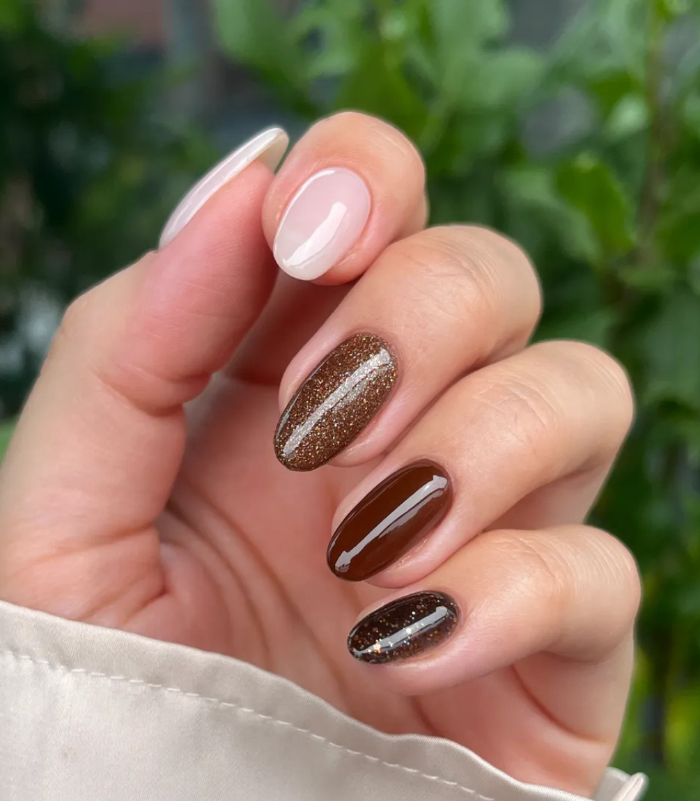 Milk Chocolate Brown Medium Stilettos Milk Chocolate Brown Medium Stilettos — Mocha Nails