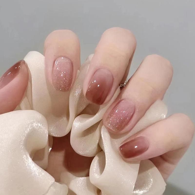 Brown to Pink Gradient Glitter Nails Brown to Pink Gradient Glitter Nails — Winter Nail Colors for Short Nails