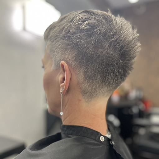 Textured Grey Pixie Crop Textured Grey Pixie Crop — Short Winter Haircuts