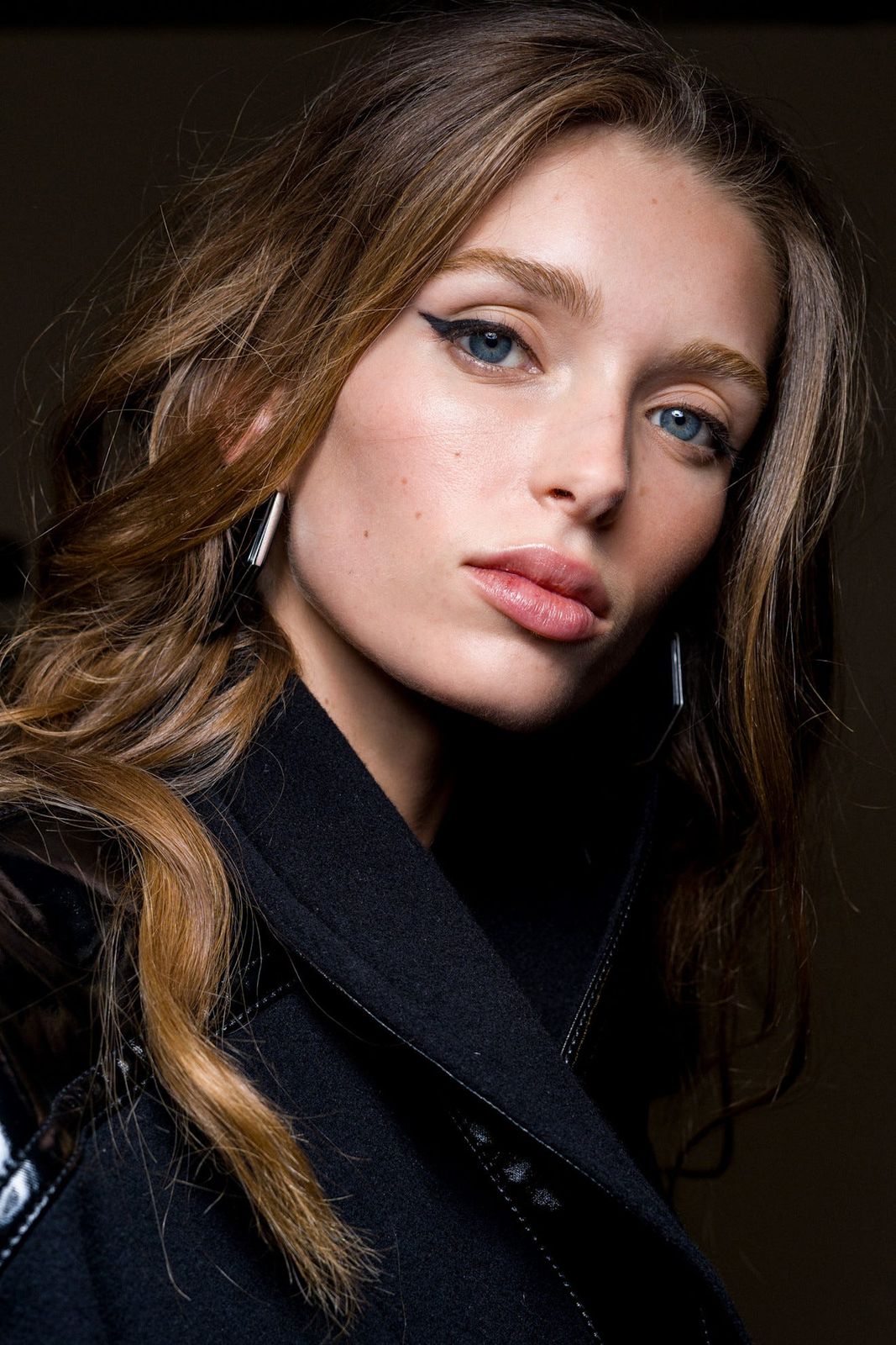 Chestnut Brown With Golden Undertones — Chestnut Brown Hair
