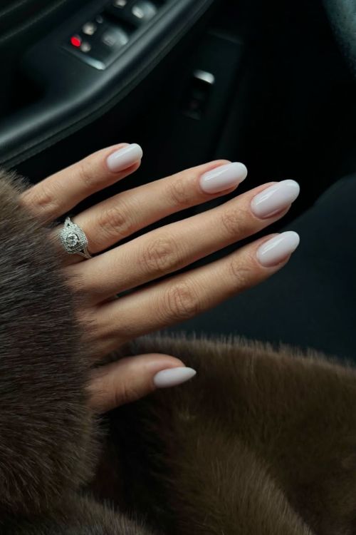 Opaque Soft White Glossy Medium Oval Nails Opaque Soft White Glossy Medium Oval Nails — Clean Girl Winter Nails