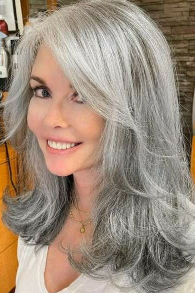Mid-Back Layers With Gray and Blonde Contrast Mid-Back Layers With Gray and Blonde Contrast — Gray Blending Highlights