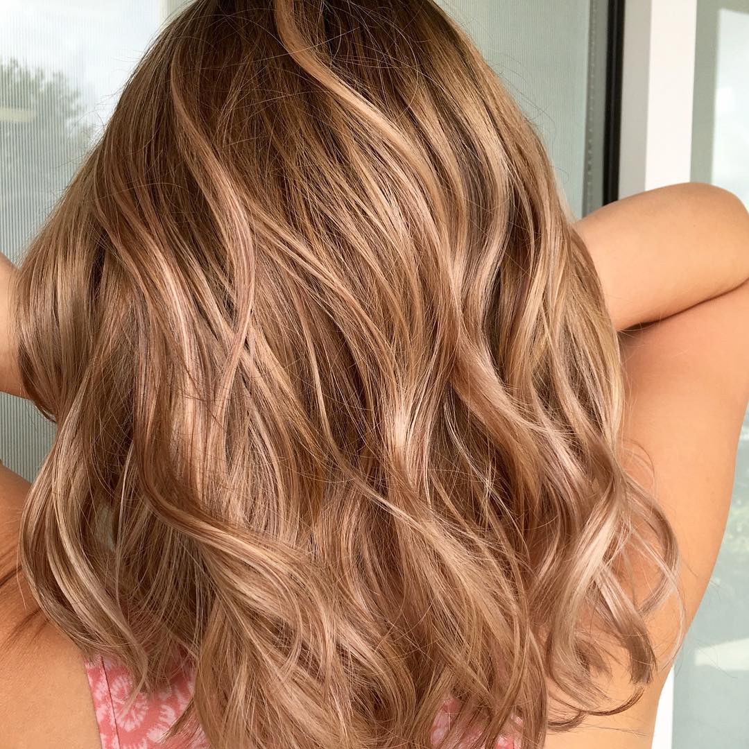 Warm Blonde With Rose Gold Undertones Warm Blonde With Rose Gold Undertones — Fall to Winter Hair Colors