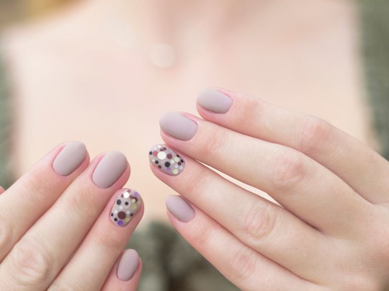 Light Taupe Matte with Glitter Dots Light Taupe Matte with Glitter Dots — Winter Matte Nails