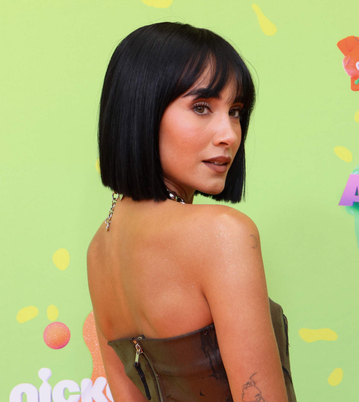 Fine Black Blunt Bob With Sleek Bangs Fine Black Blunt Bob With Sleek Bangs — Winter Haircuts with Bangs