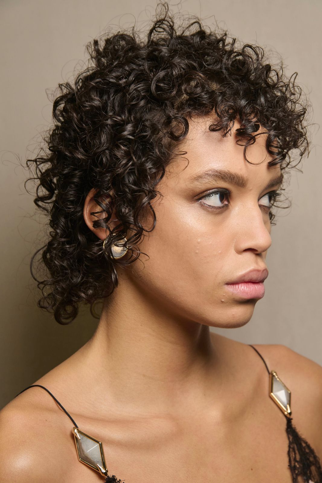 Black Curly Mullet With Cropped Length Black Curly Mullet With Cropped Length — Winter Hairstyles for Curly Hair