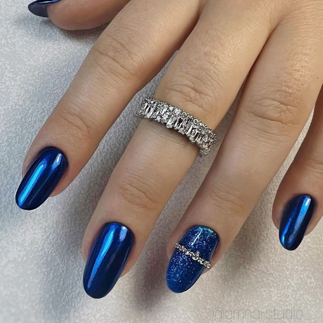 Visual Idea Visual Idea — Navy Blue Nails