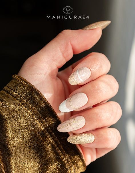 Winter Festive Visual Idea — Winter Champagne Nails