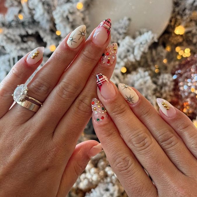 Plaid, Jewels, and Gold Beads Plaid, Jewels, and Gold Beads — Christmas Nails 2026