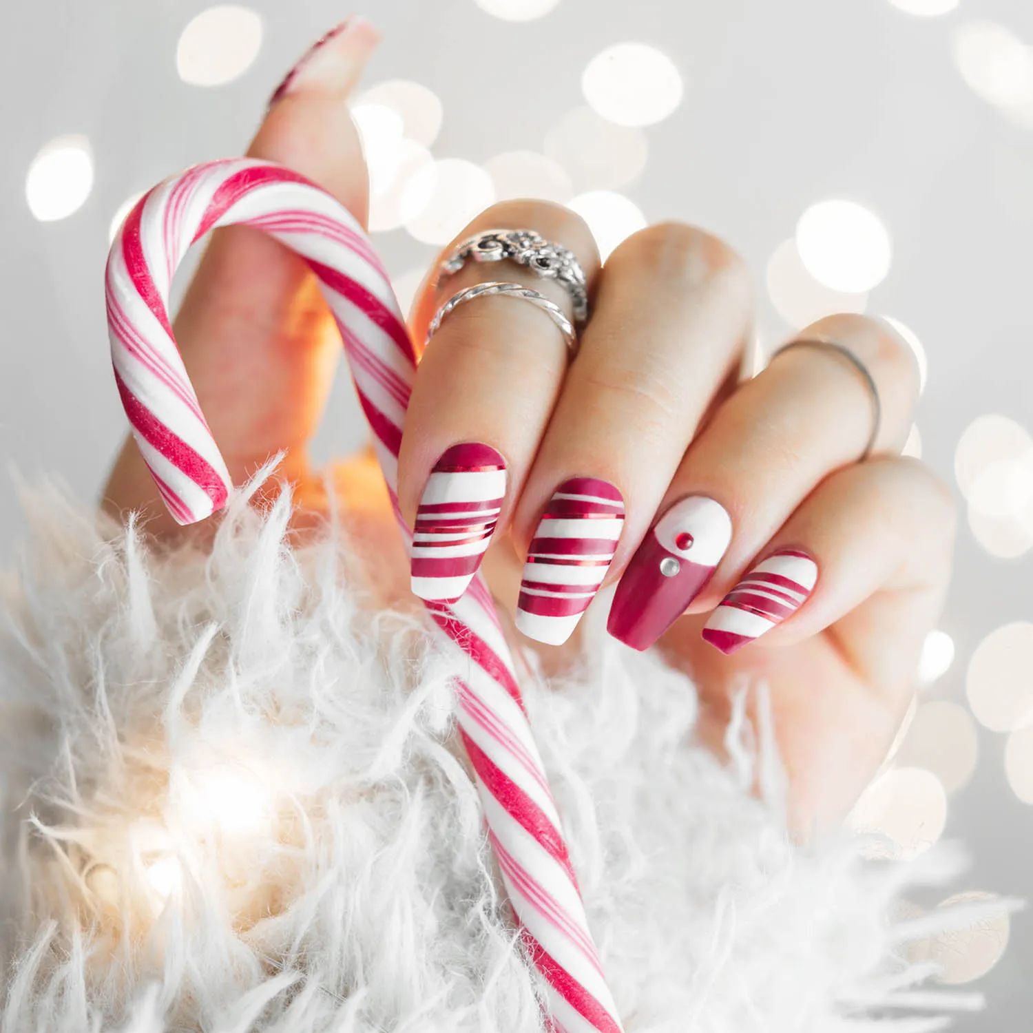 Christmas Matte and Glossy Candy Cane Stripes Christmas Matte and Glossy Candy Cane Stripes — Christmas Nails 2026