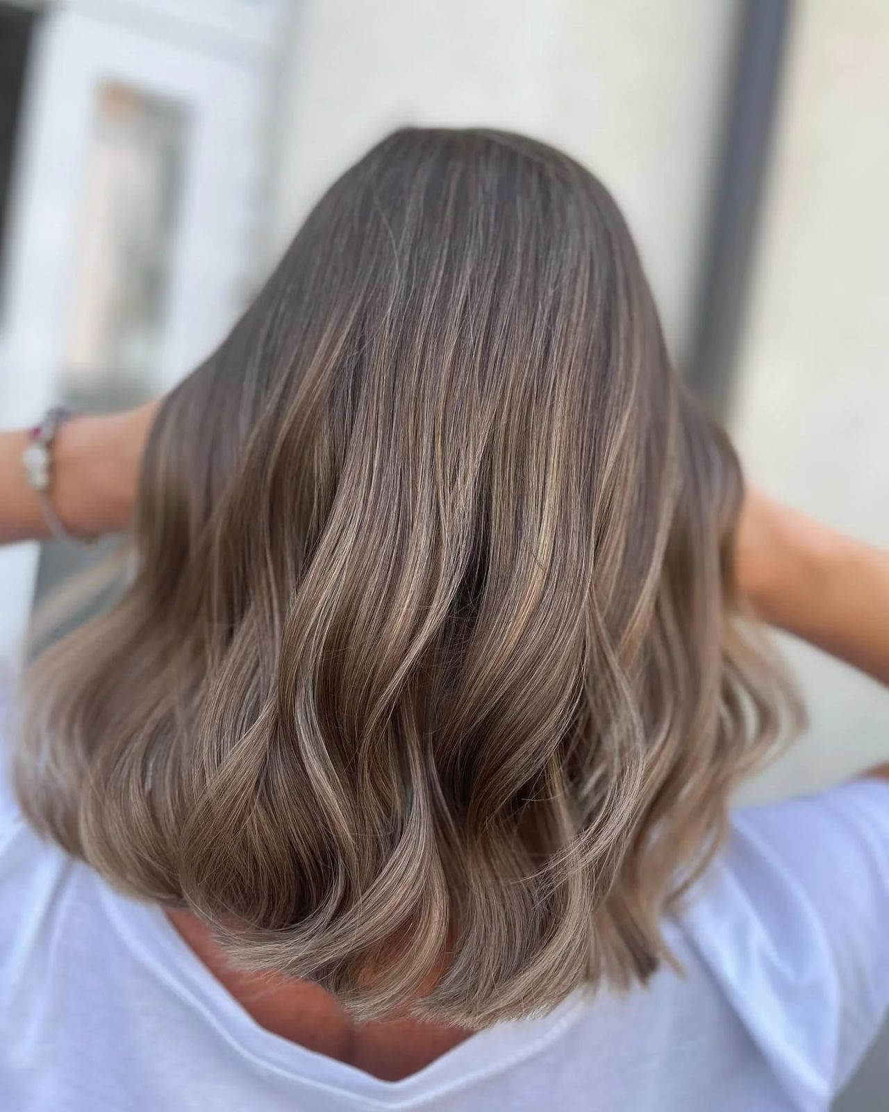 Visual Idea — A Back View Of Long — Winter Highlights