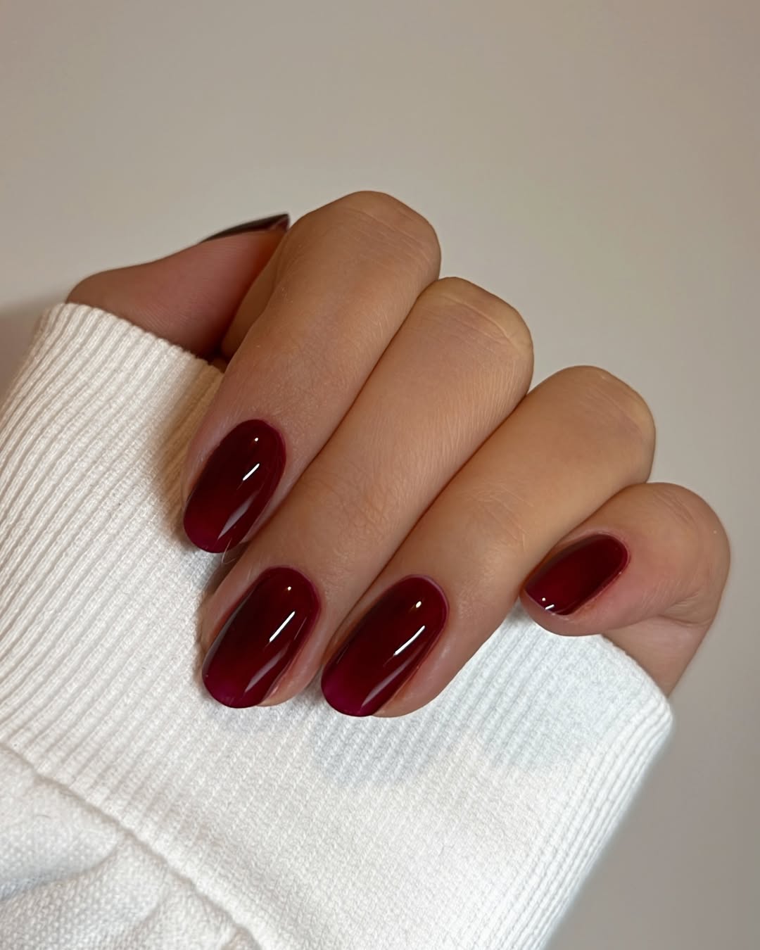 Glossy Dark Red Medium Oval Nails Glossy Dark Red Medium Oval Nails — Black Cherry Nails
