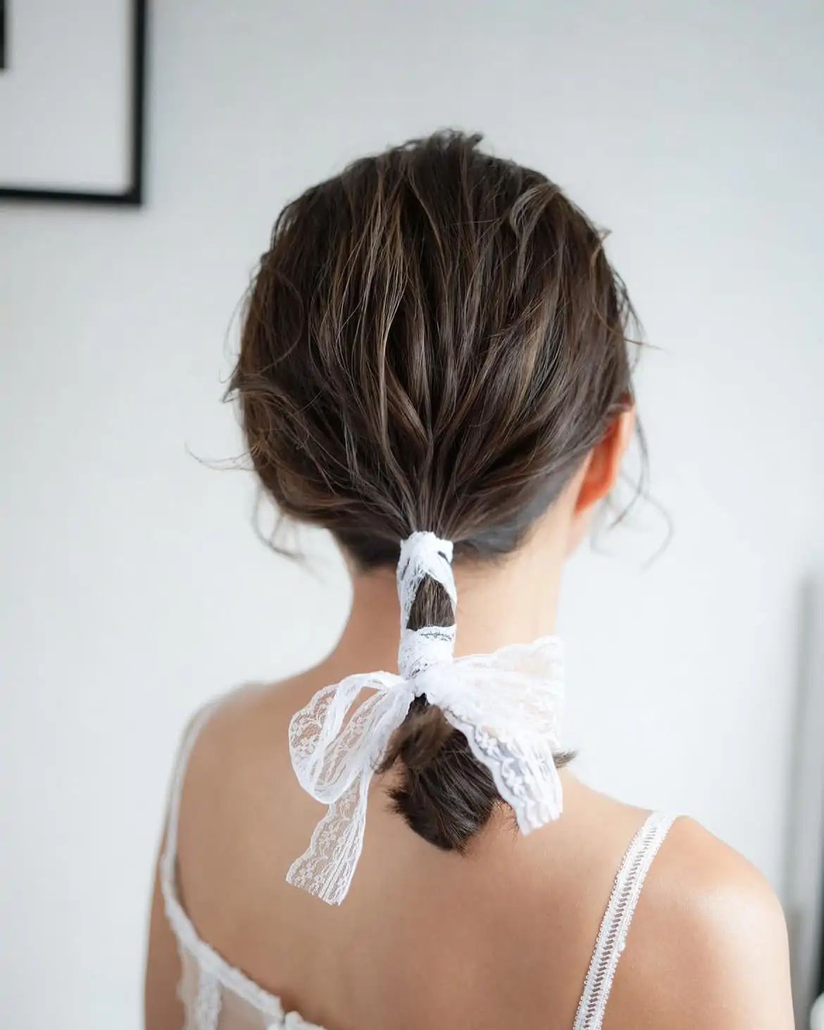 Dark Brown Bob Ponytail With Lace Ribbon Dark Brown Bob Ponytail With Lace Ribbon — Winter Ponytail Hairstyles