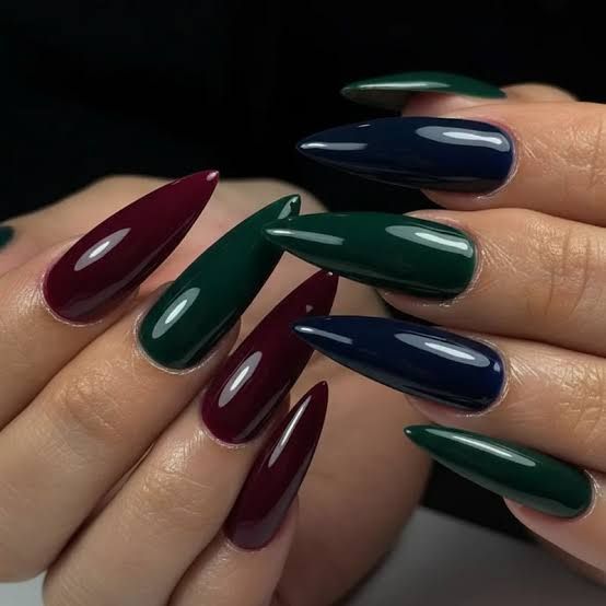 Solid Color Visual Idea Solid Color Visual Idea — Winter Wedding Guest Nails