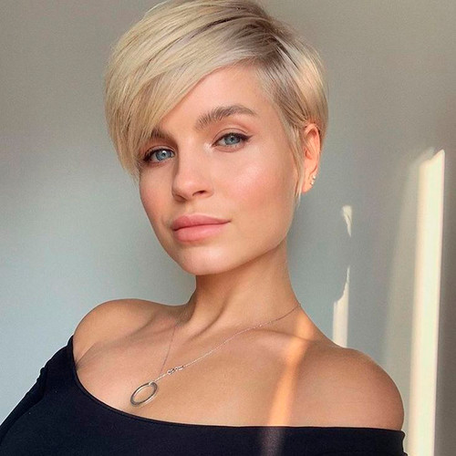 Platinum Pixie With Asymmetrical Fringe Platinum Pixie With Asymmetrical Fringe — Short Winter Haircuts