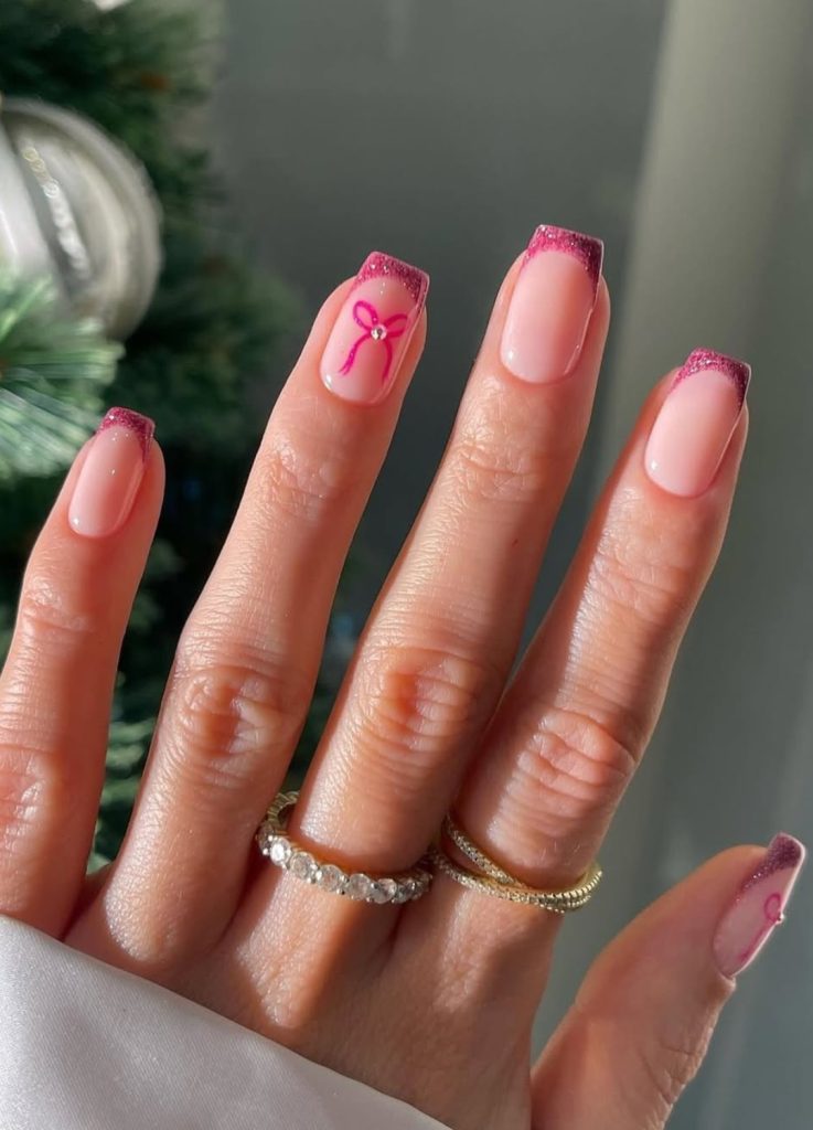 Pink Glitter Bow Short Square Nails Pink Glitter Bow Short Square Nails — Holiday Party Nails 2026