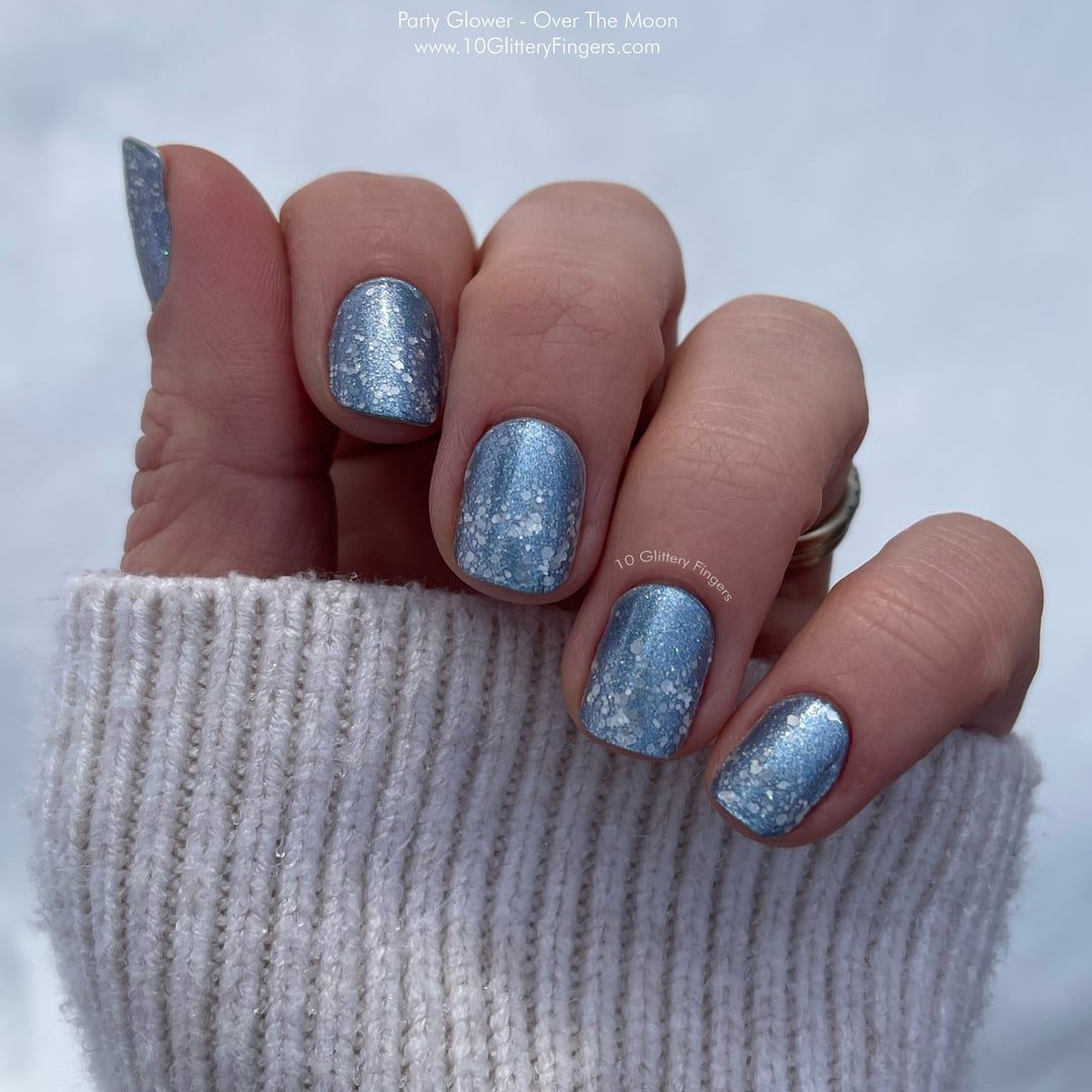 Snowy Landscape Short Square Nails Snowy Landscape Short Square Nails — Winter Party Nails