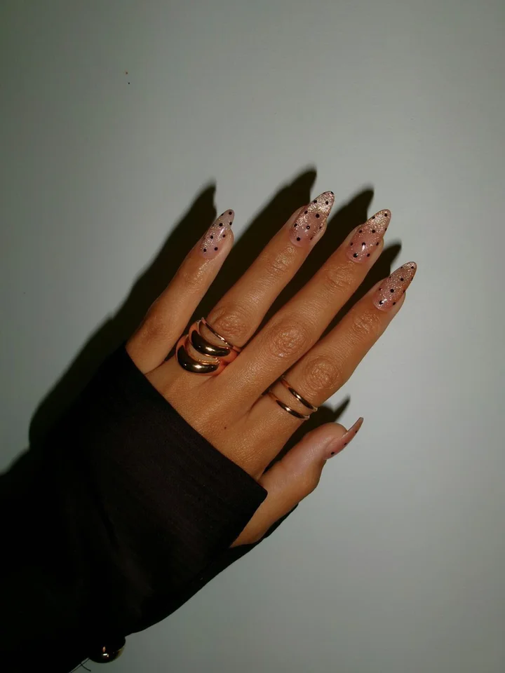 Clear Base with Black Polka Dots Clear Base with Black Polka Dots — Winter Nail Trends