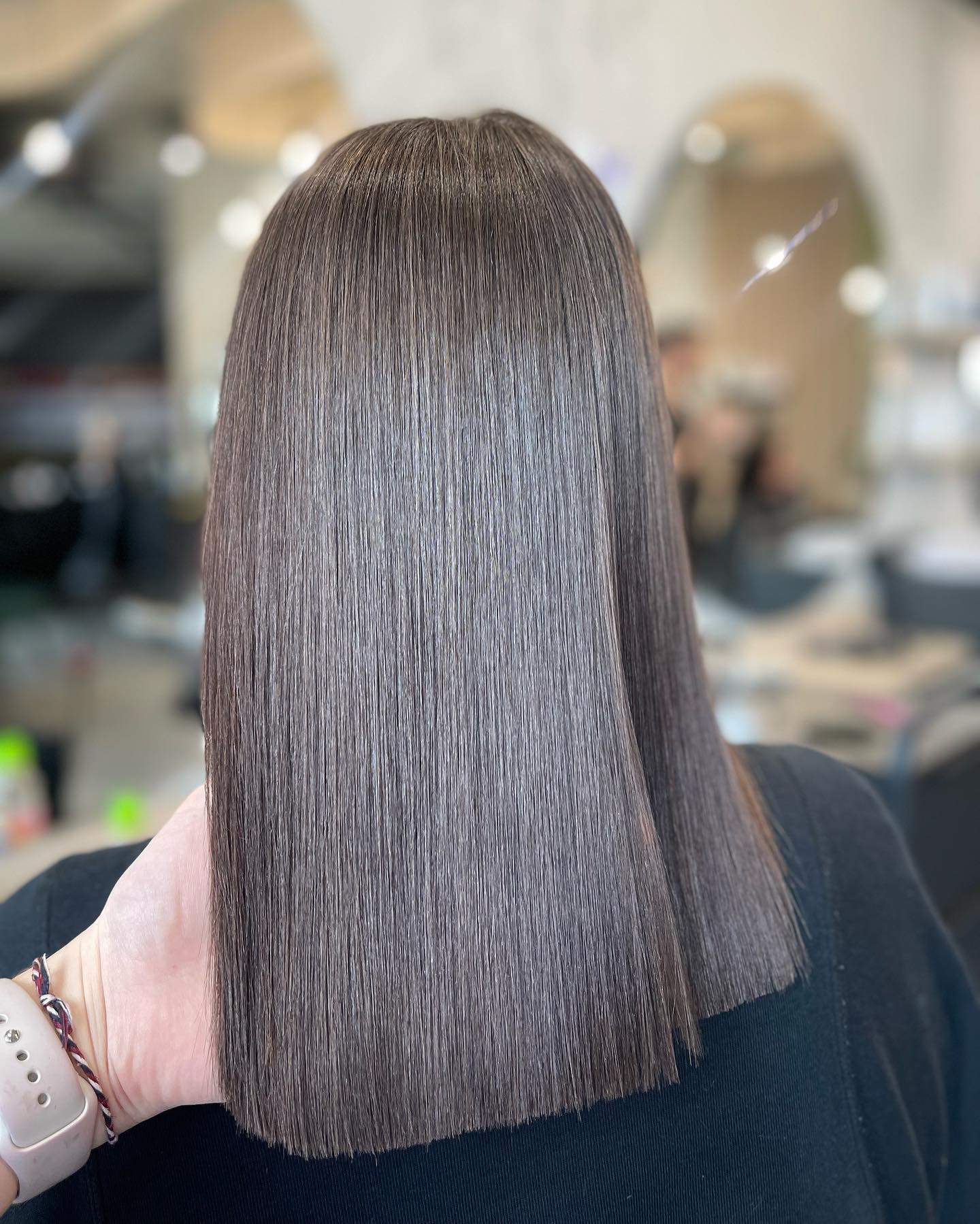 Sleek Chin Length Blunt Bob Sleek Chin Length Blunt Bob — Dark Chocolate Brown Hair