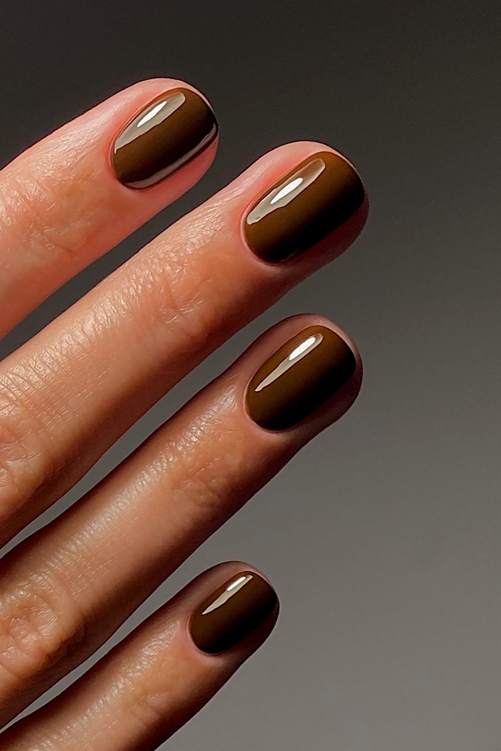 Short Oval Deep Chocolate Brown Glossy Nails Short Oval Deep Chocolate Brown Glossy Nails — Fall to Winter Nails