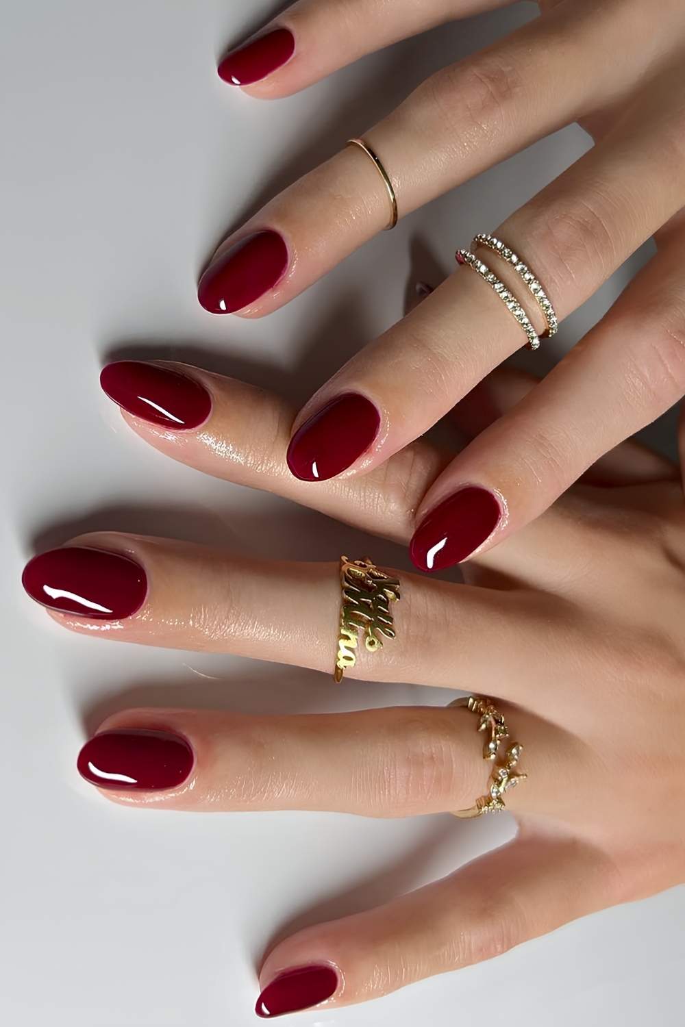 Rich Burgundy High Gloss Ovals Rich Burgundy High Gloss Ovals — Wine Christmas Nails 2026