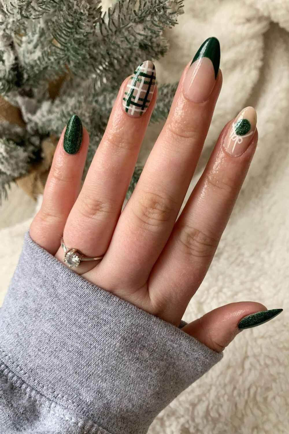 Stiletto Plaid Green Glitter Nails — Green Christmas Nails 2026