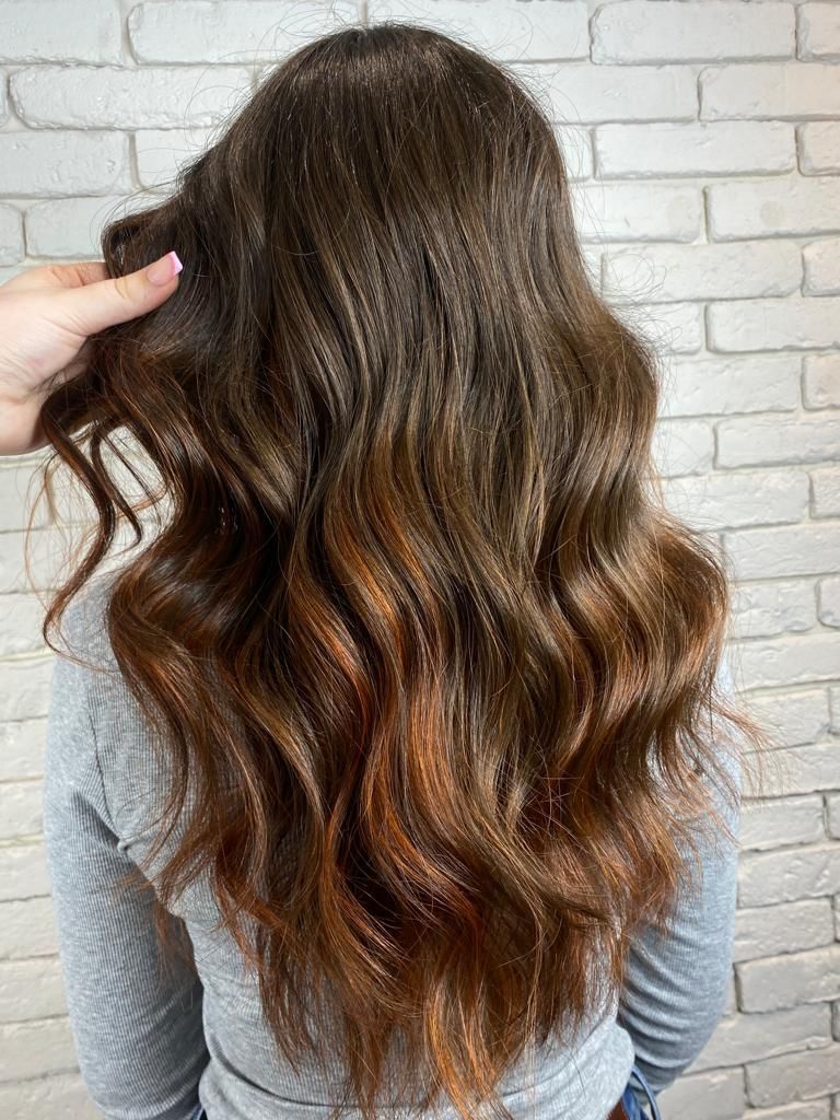 Collarbone Creamy Blonde Balayage on Dark Blonde Collarbone Creamy Blonde Balayage on Dark Blonde — Reverse Balayage