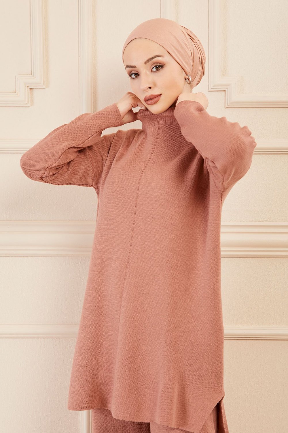 Relaxed Fit Rose Turtleneck Tunic and Pants Relaxed Fit Rose Turtleneck Tunic and Pants — Modest Winter Outfits
