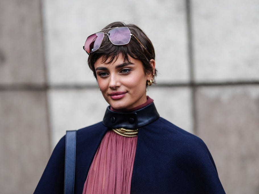 Textured Dark Blonde Pixie With Bangs Textured Dark Blonde Pixie With Bangs — Winter Haircuts for Women