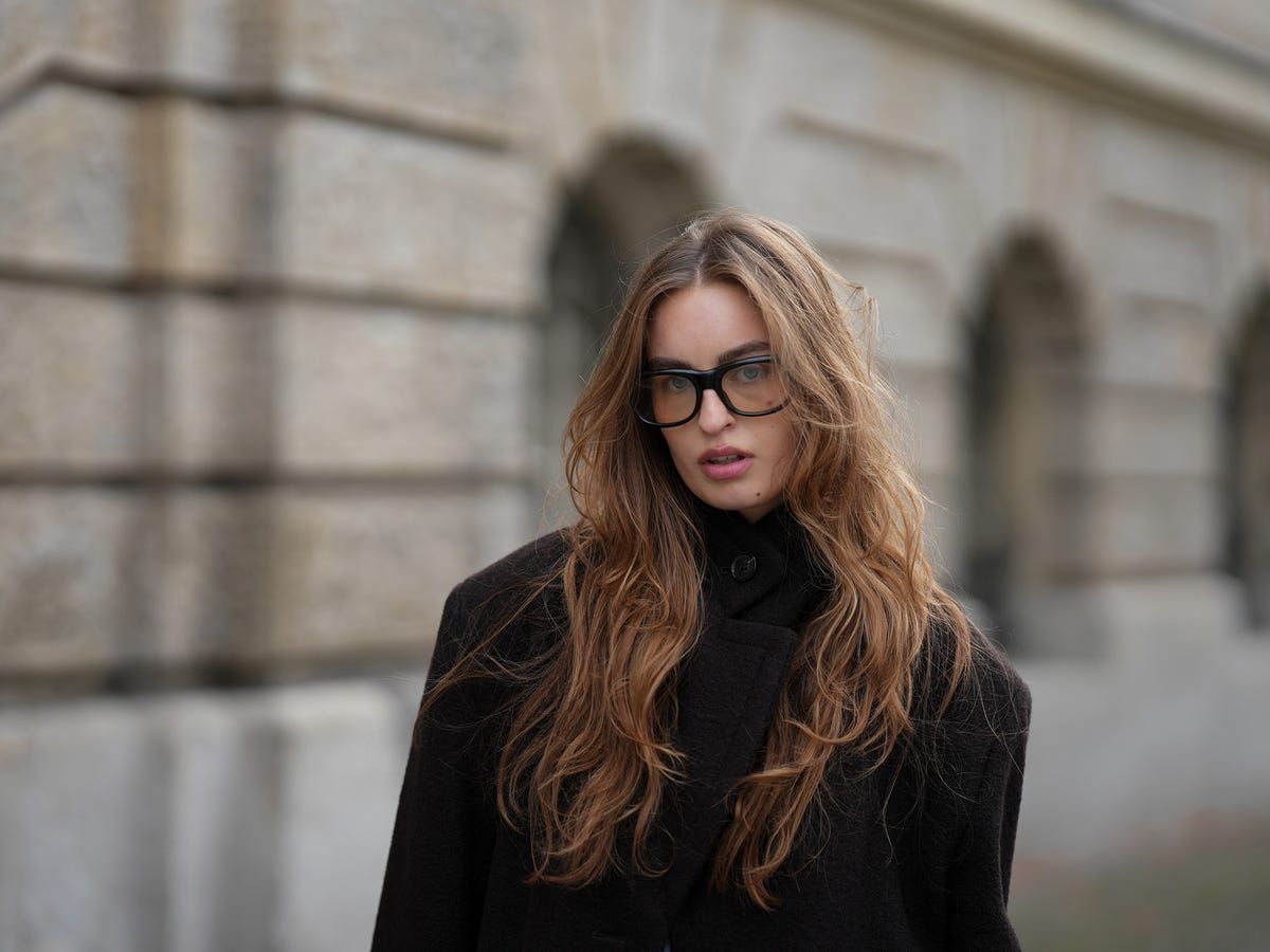 Mid-Back Layers With Balayage Mid-Back Layers With Balayage — Winter Haircuts for Wavy Hair