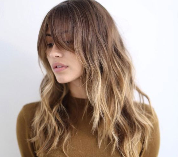 Medium Blonde Lob With Root Shadow Medium Blonde Lob With Root Shadow — Winter Layered Haircuts