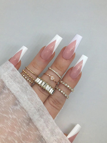 Classic Sharp French Coffin Nails Classic Sharp French Coffin Nails — Baddie Winter Nails