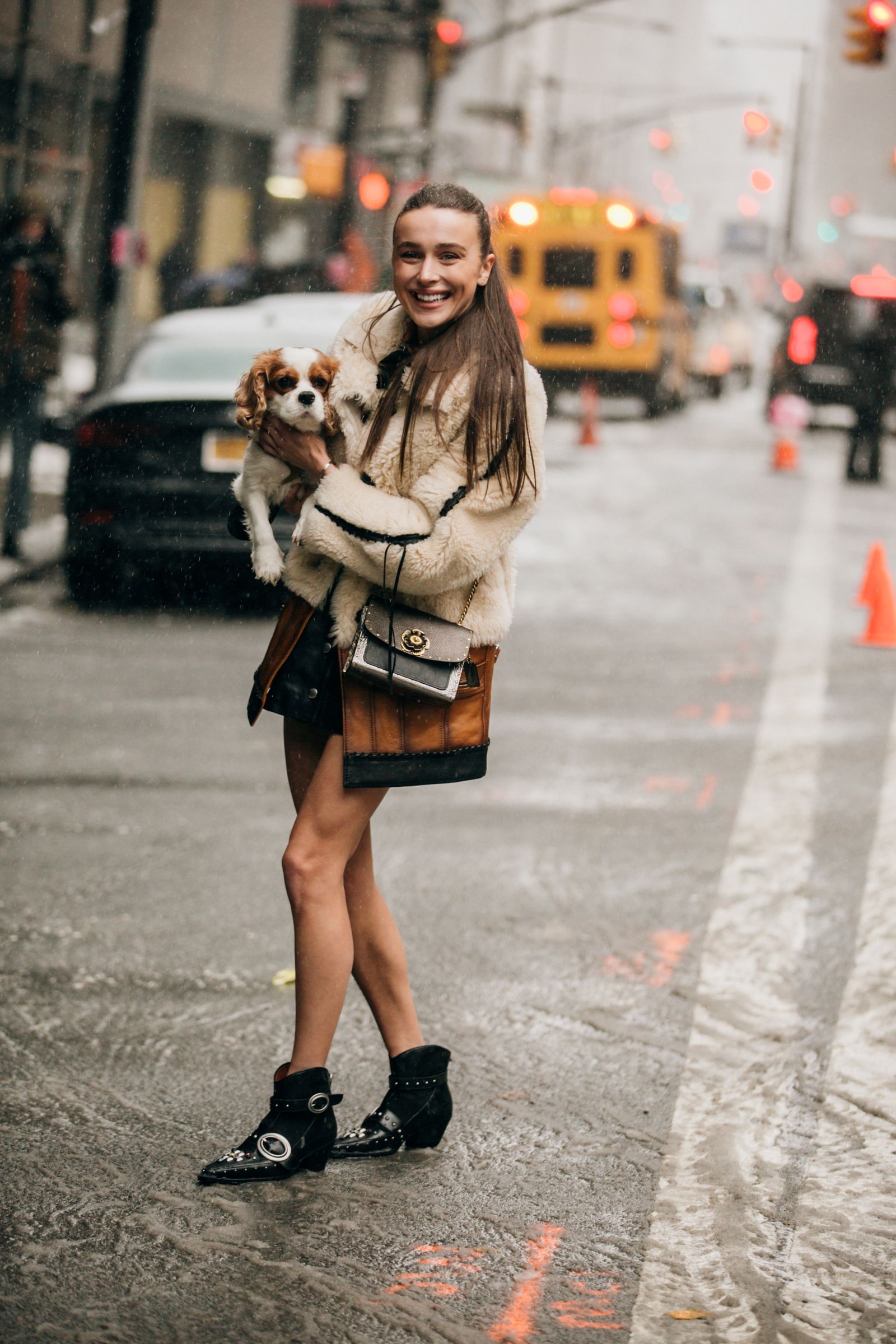 Stivali autunno inverno 2019 2020: texani nei look street style | Vogue Italia