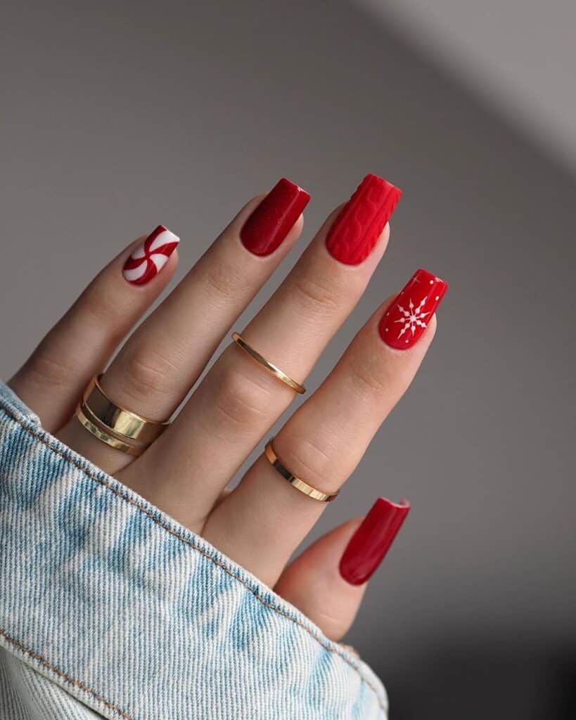 Vibrant Red Nails with Cable Knit Texture Vibrant Red Nails with Cable Knit Texture — Red and Gold Christmas Nails 2026