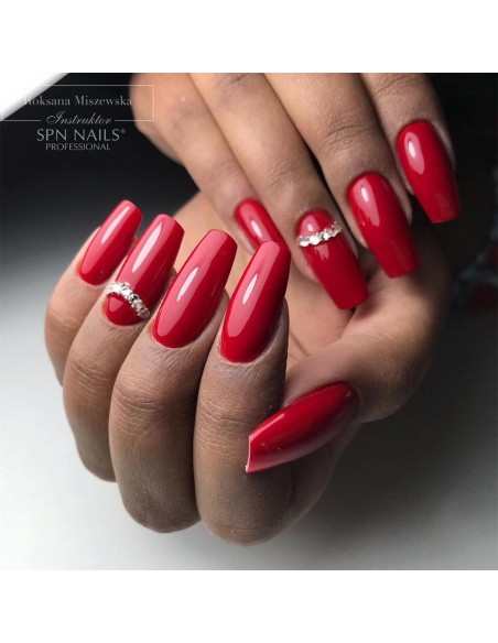 Czerwony, wiśniowy lakier hybrydowy 665 Delicious Lips SPN Nails