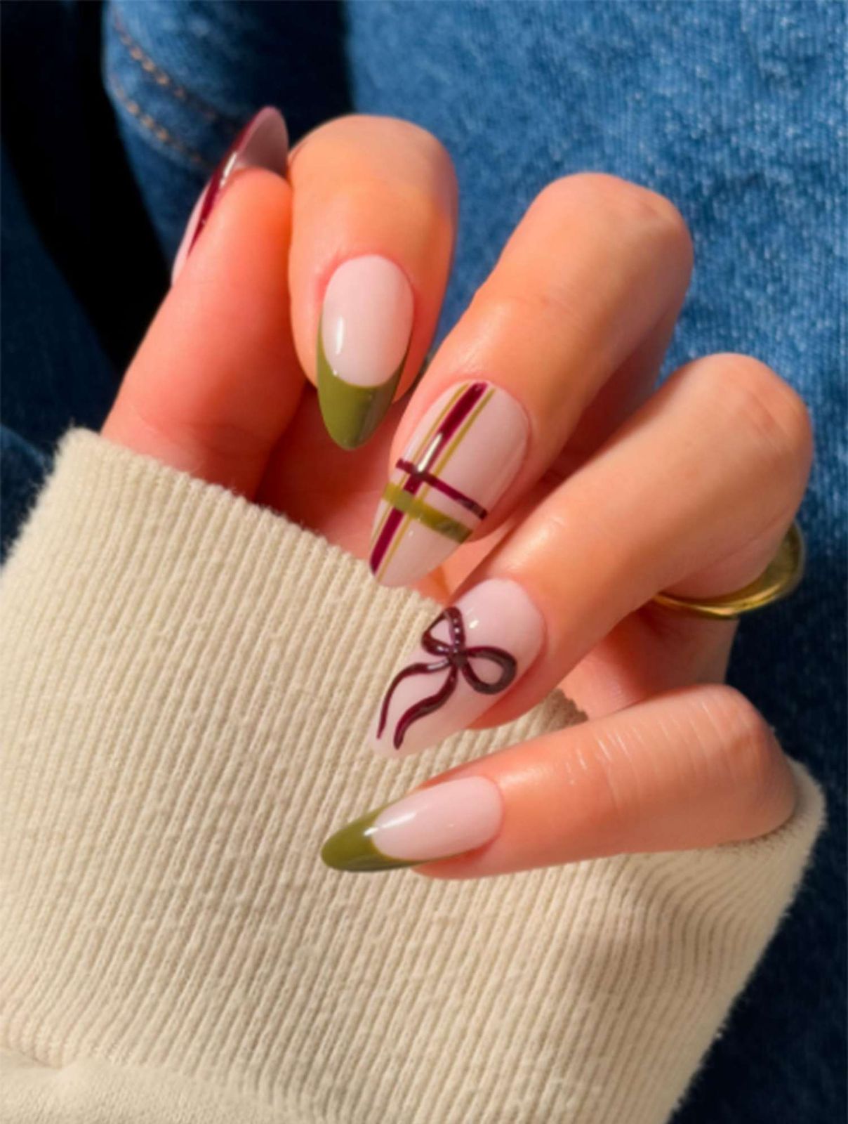 Pale Pink Olive Green Bow Stilettos Pale Pink Olive Green Bow Stilettos — Christmas Nail Colors 2026