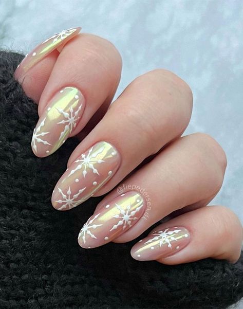 Pale Peach Shimmer with White Snowflakes Pale Peach Shimmer with White Snowflakes — Winter Nail Art Simple