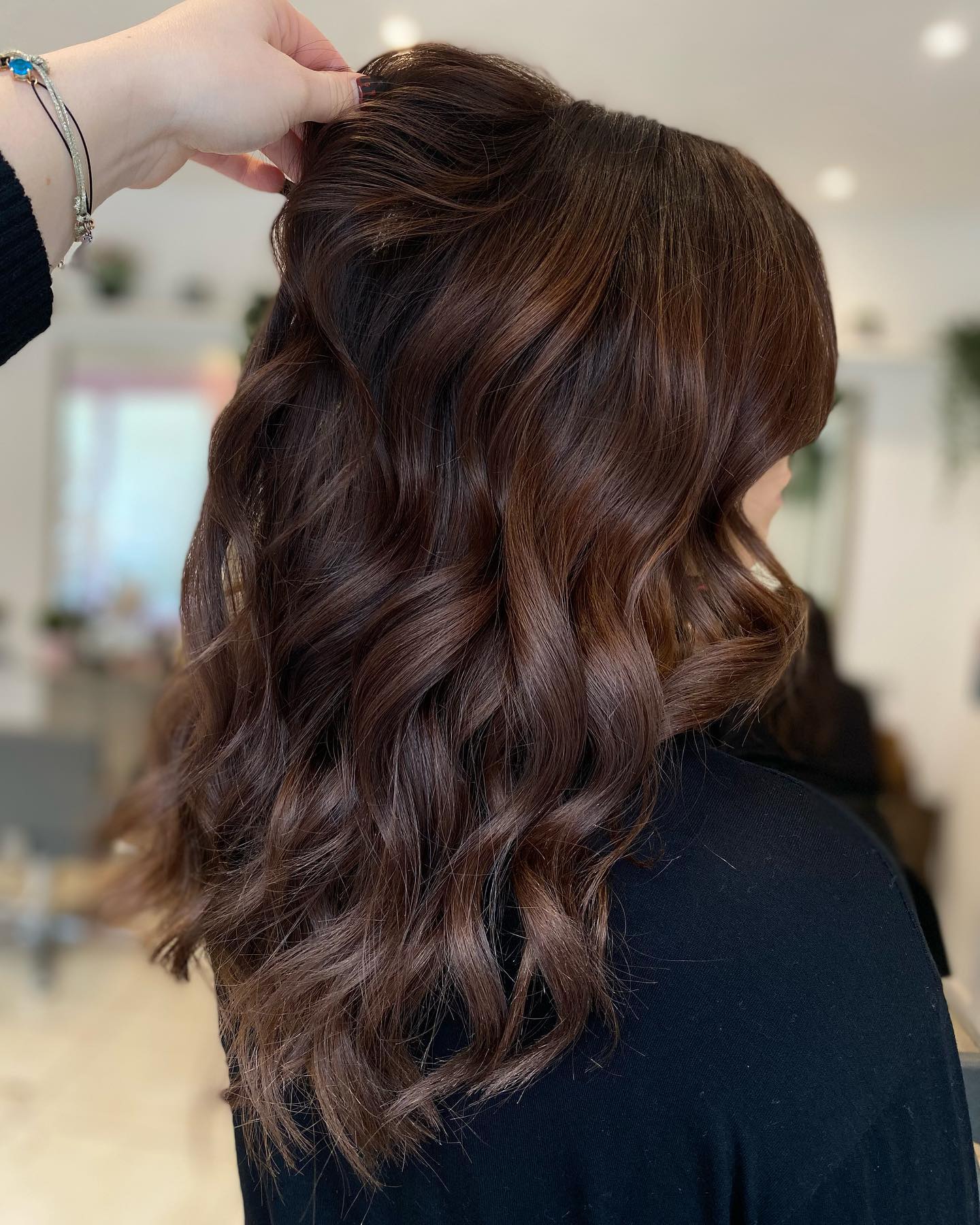 Mid-Back Layers With Lighter Undertones Mid-Back Layers With Lighter Undertones — Dark Chocolate Brown Hair