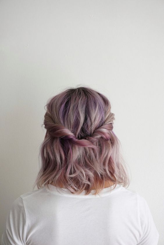 Twisted Half Up Style For Collarbone Hair Twisted Half Up Style For Collarbone Hair — Winter Date Night Hairstyles