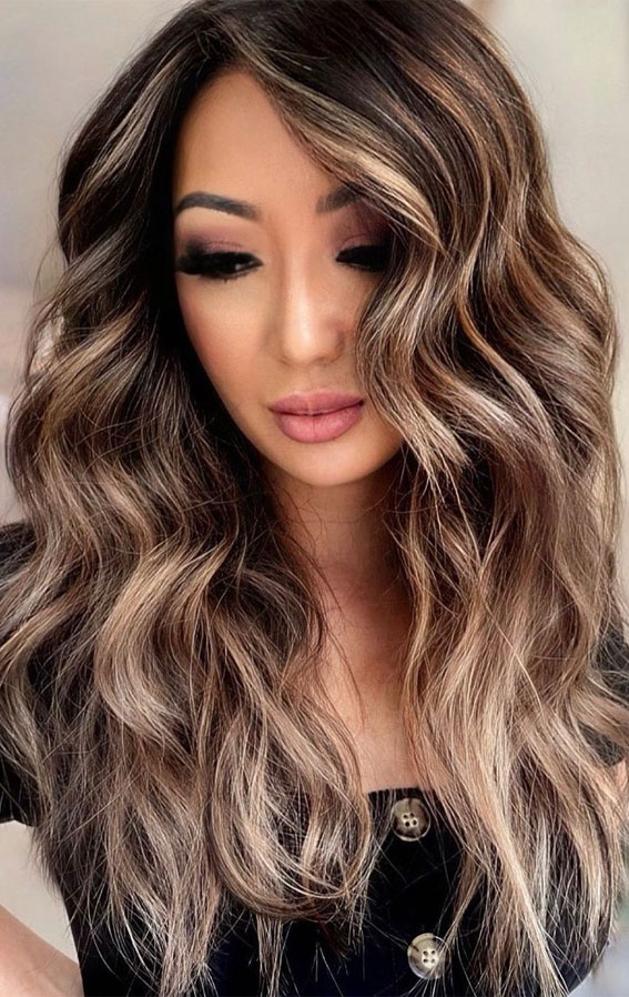 Dark Chocolate Brown With Creamy Blonde Balayage Dark Chocolate Brown With Creamy Blonde Balayage — Fall to Winter Hair Colors