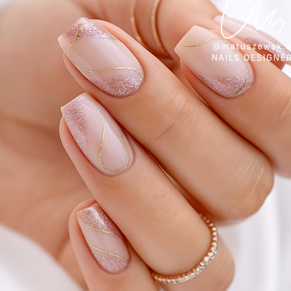 Gold Glitter Wavy Line Square Nails Gold Glitter Wavy Line Square Nails — Minimalist New Years Nails 2027