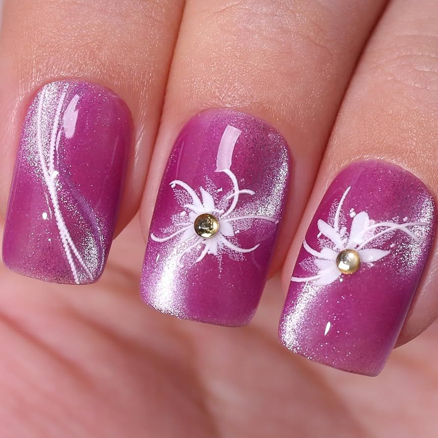 Shimmer Cat-Eye Effect Visual Idea Shimmer Cat-Eye Effect Visual Idea — Winter Lavender Nails